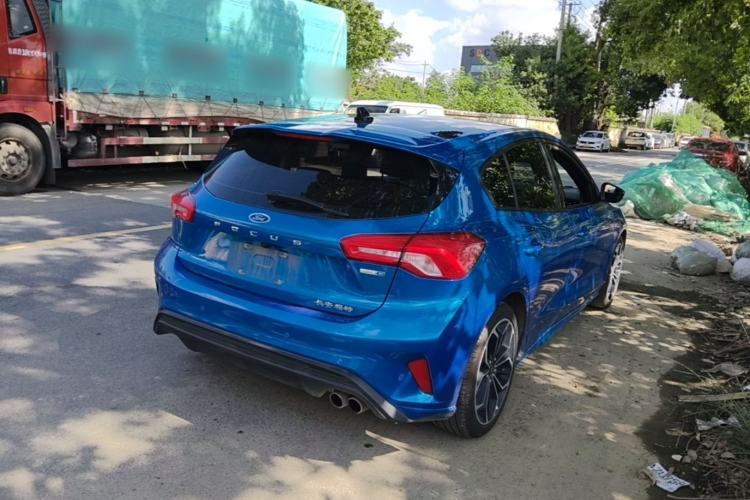 Used Ford Focus 2019 Hatchback EcoBoost 180 Automatic ST Line Rear Right 45 Deg