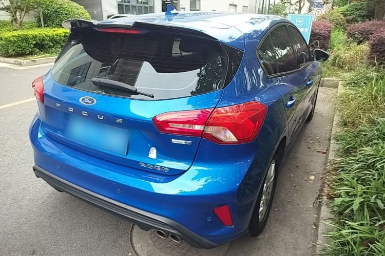 Used Ford Focus 2019 Hatchback EcoBoost 180 Automatic Trendy Model Rear Right 45 Deg