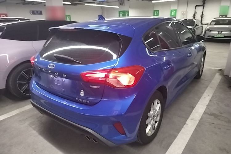 Used Ford Focus 2019 Hatchback EcoBoost 180 Automatic Trendy Model Rear Right 45 Deg