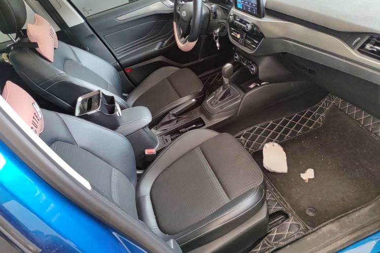 Used Ford Focus 2019 Hatchback 1.5L Automatic Trendy Version China VI Standard Right Front Seat