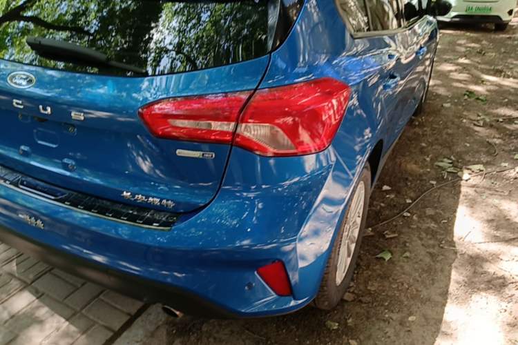 Used Ford Focus 2019 Hatchback EcoBoost 180 Automatic Trendy Model Right Rear Taillight