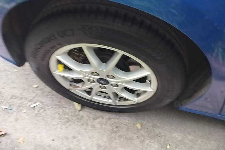 Used Ford Focus 2019 Hatchback EcoBoost 180 Automatic Trendy Model Right Rear Wheel Hub