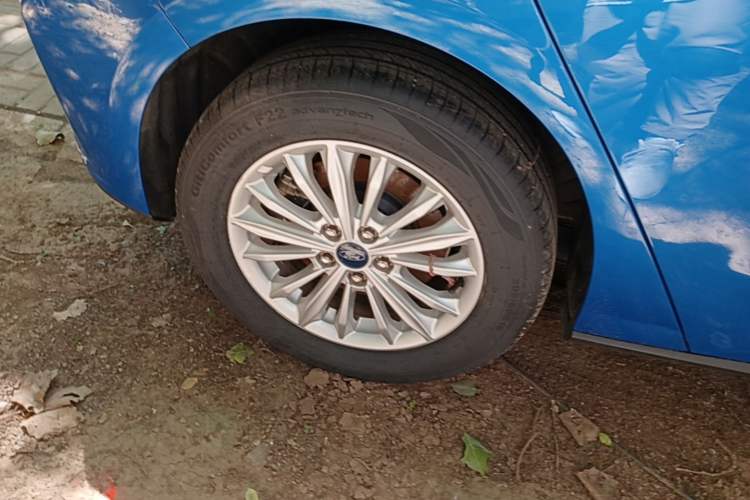 Used Ford Focus 2019 Hatchback EcoBoost 180 Automatic Trendy Model Right Rear Wheel Hub