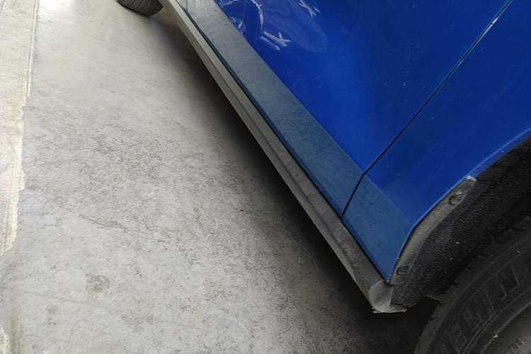 Used Ford Focus 2019 Hatchback EcoBoost 180 Automatic Trendy Model Right Side Sill