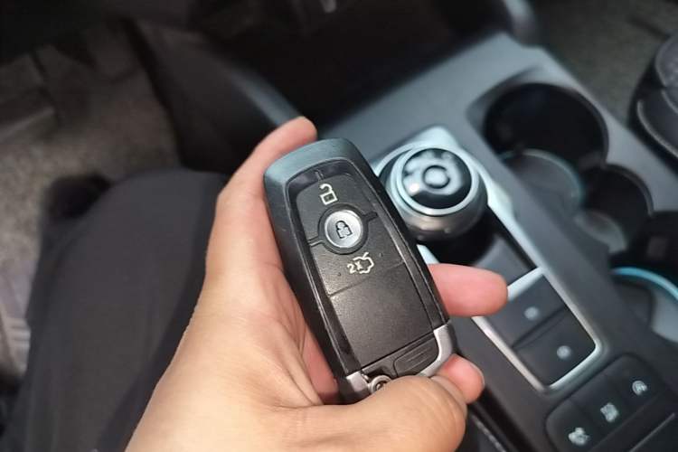 Used Ford Focus 2019 Hatchback EcoBoost 180 Automatic Trendy Model Vehicle Key