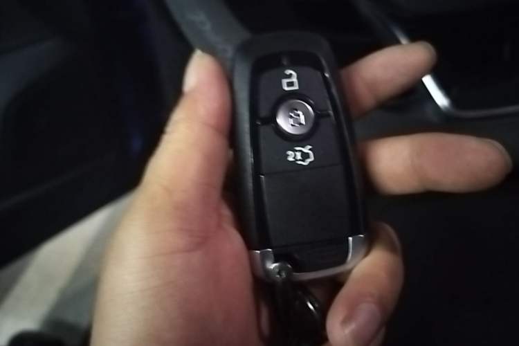 Used Ford Focus 2019 Hatchback EcoBoost 180 Automatic Trendy Model Vehicle Key