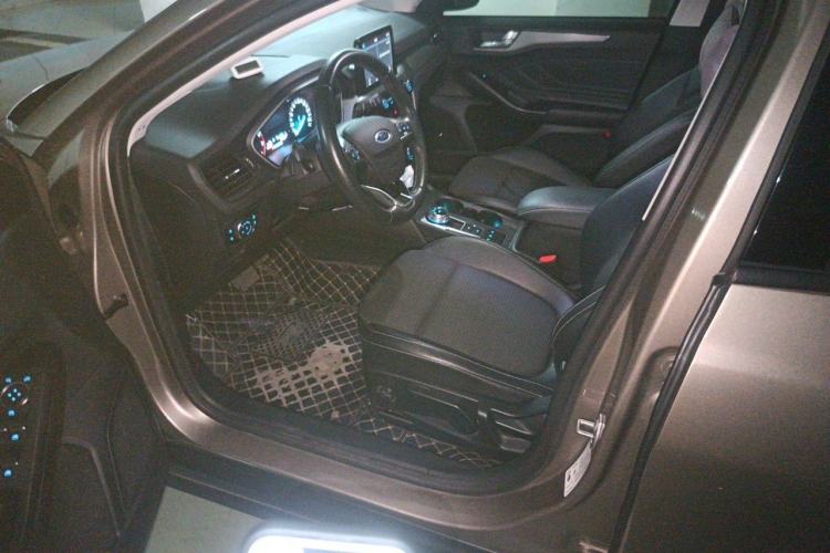 Used Ford Focus 2019 Hatchback EcoBoost 180 Automatic Trendy Model Driver Seat