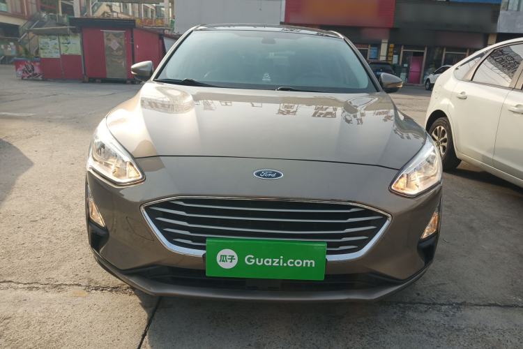 Used Ford Focus 2019 Hatchback EcoBoost 180 Automatic Trendy Model Exterior 1