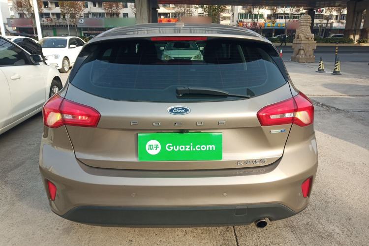 Used Ford Focus 2019 Hatchback EcoBoost 180 Automatic Trendy Model Exterior 4