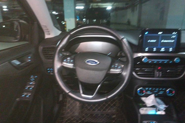 Used Ford Focus 2019 Hatchback EcoBoost 180 Automatic Trendy Model Steering Wheel