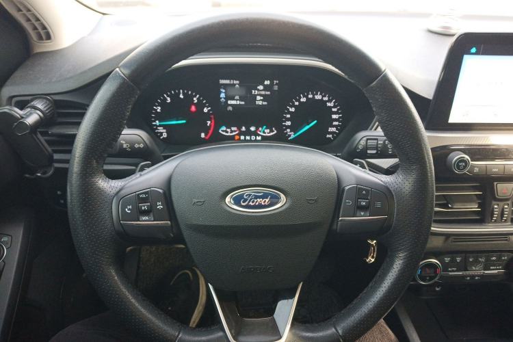 Used Ford Focus 2019 Hatchback EcoBoost 180 Automatic Trendy Model Steering Wheel