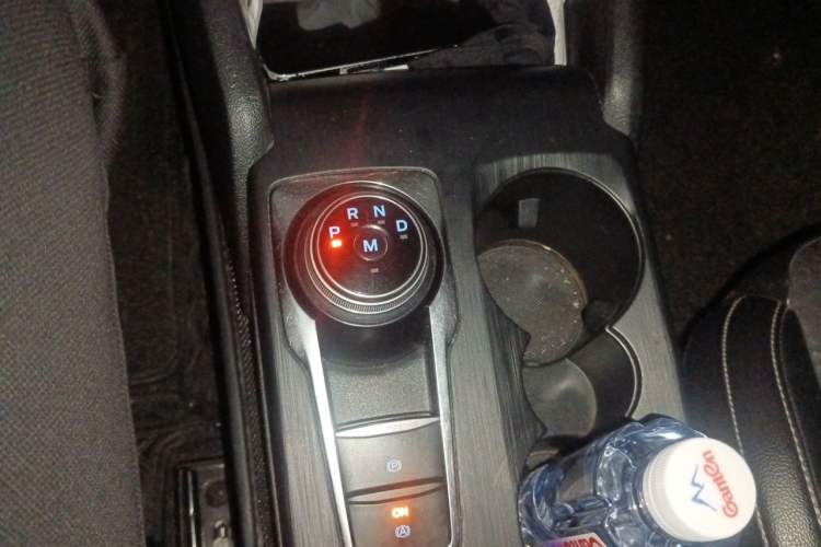 Used Ford Focus 2019 Hatchback EcoBoost 180 Automatic Trendy Model Gear Lever