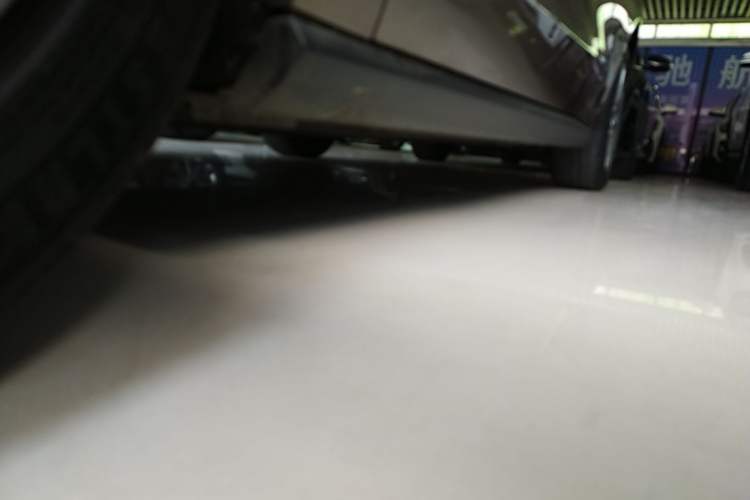 Used Ford Focus 2019 Sedan EcoBoost 180 Automatic Titanium Edition Left Side Sill