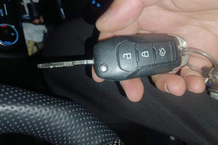 Used Ford Focus 2019 Hatchback EcoBoost 180 Automatic Trendy Model Vehicle Key