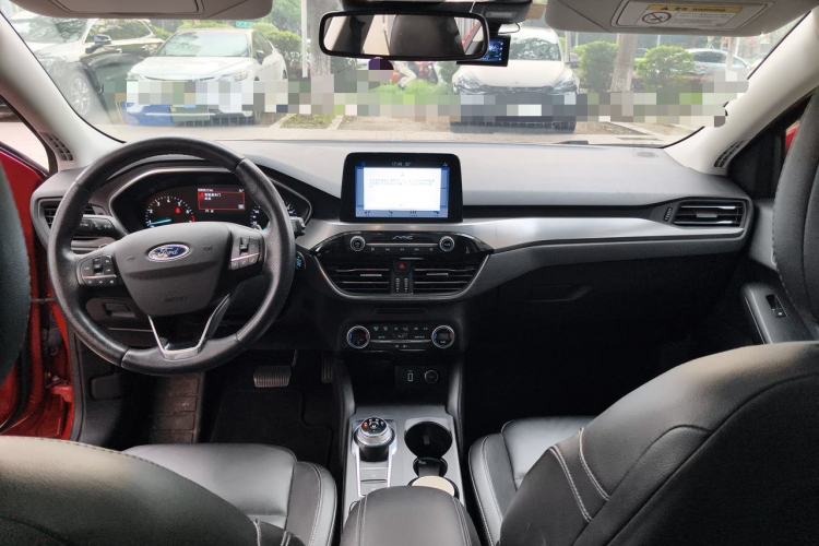 Used Ford Focus 2019 Hatchback EcoBoost 180 Automatic Titanium Edition Center Console