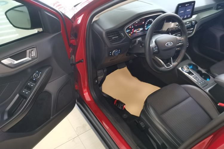 Used Ford Focus 2019 Hatchback EcoBoost 180 Automatic Trendy Model Driver Seat