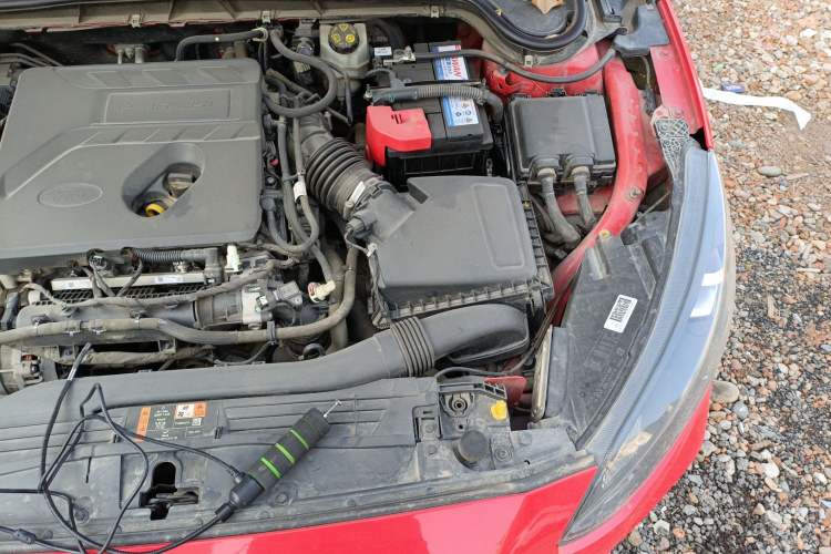 Used Ford Focus 2019 Sedan EcoBoost 180 Automatic ST Line Engine Bay Left