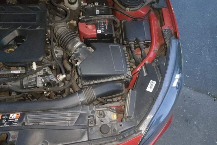 Used Ford Focus 2019 Hatchback EcoBoost 180 Automatic ST Line Engine Bay Left