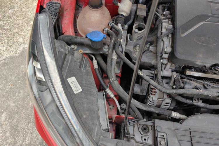 Used Ford Focus 2019 Hatchback EcoBoost 180 Automatic ST Line Engine Bay Right