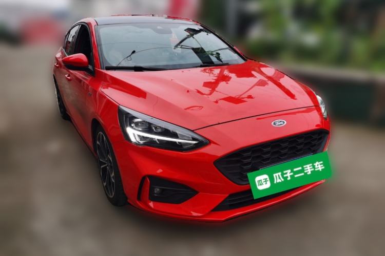 Used Ford Focus 2019 Sedan EcoBoost 180 Automatic ST Line Front Right 45 Deg