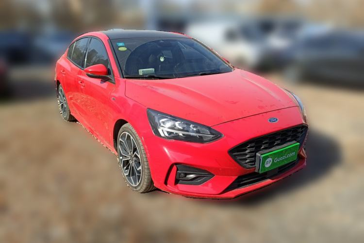 Used Ford Focus 2019 Sedan EcoBoost 180 Automatic ST Line Front Right 45 Deg