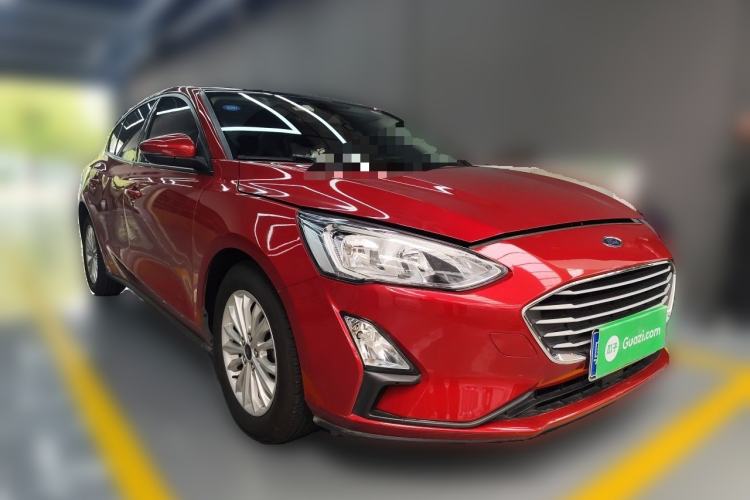 Used Ford Focus 2019 Sedan EcoBoost 180 Automatic Trend Edition Front Right 45 Deg