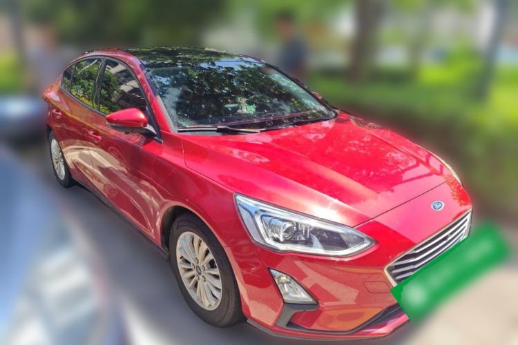 Used Ford Focus 2019 Sedan EcoBoost 180 Automatic Trend Edition Front Right 45 Deg