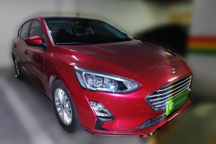 Used Ford Focus 2019 Sedan EcoBoost 180 Automatic Trend Edition Front Right 45 Deg