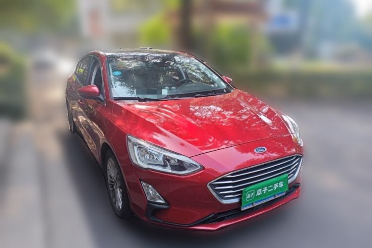 Used Ford Focus 2019 Sedan EcoBoost 180 Automatic Titanium Edition Front Right 45 Deg