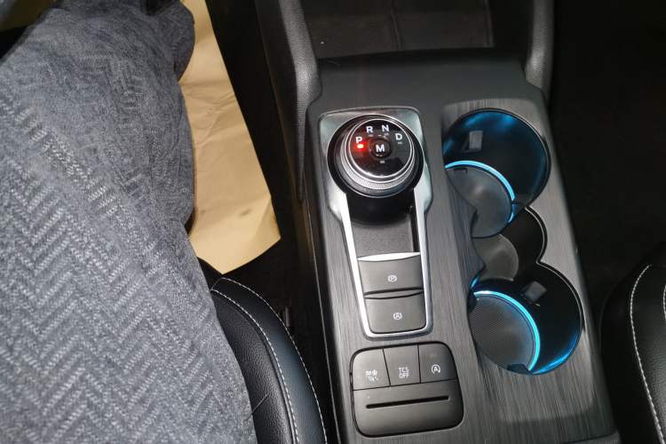 Used Ford Focus 2019 Hatchback EcoBoost 180 Automatic Trendy Model Gear Lever