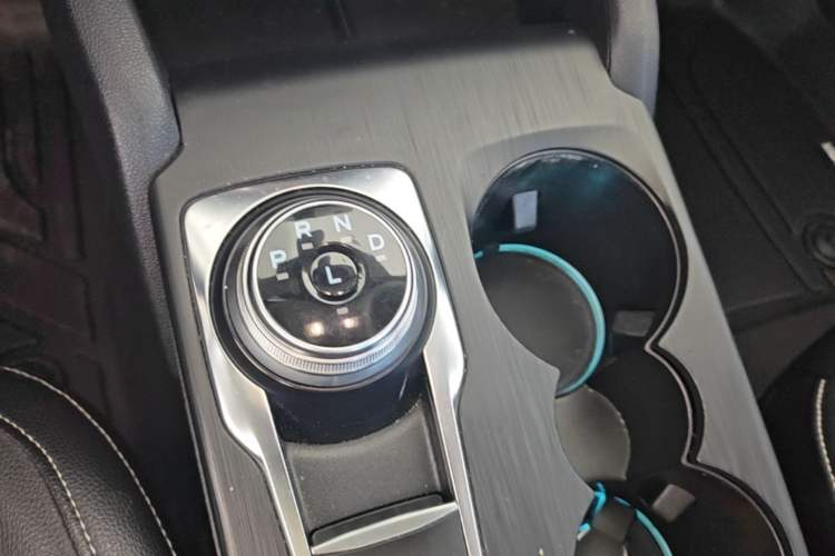 Used Ford Focus 2019 Sedan EcoBoost 125 Automatic Trendy Model China VI Standard Gear Lever