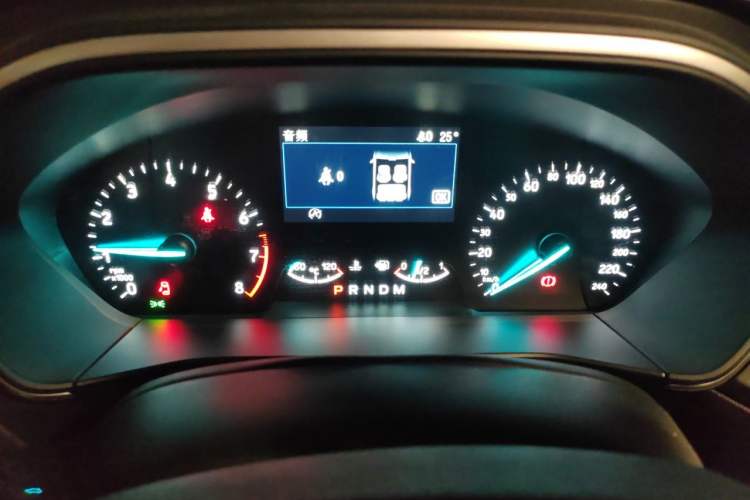 Used Ford Focus 2019 Sedan EcoBoost 180 Automatic Trend Edition Instrument Cluster