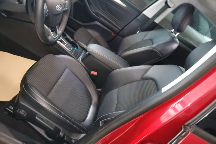 Used Ford Focus 2019 Hatchback EcoBoost 180 Automatic Trendy Model Left Front Seat