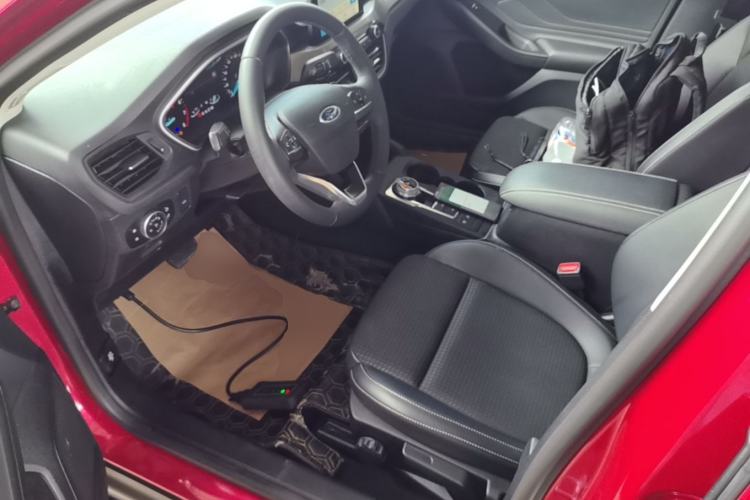 Used Ford Focus 2019 Sedan EcoBoost 180 Automatic Trend Edition Left Front Seat