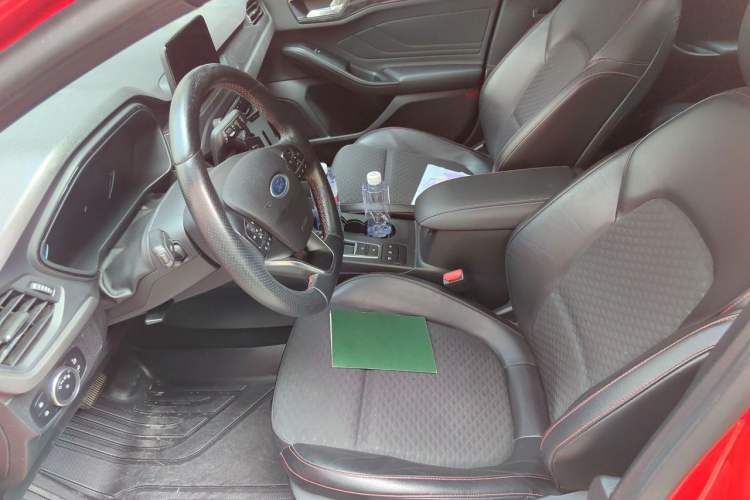 Used Ford Focus 2019 Hatchback EcoBoost 180 Automatic ST Line Left Front Seat