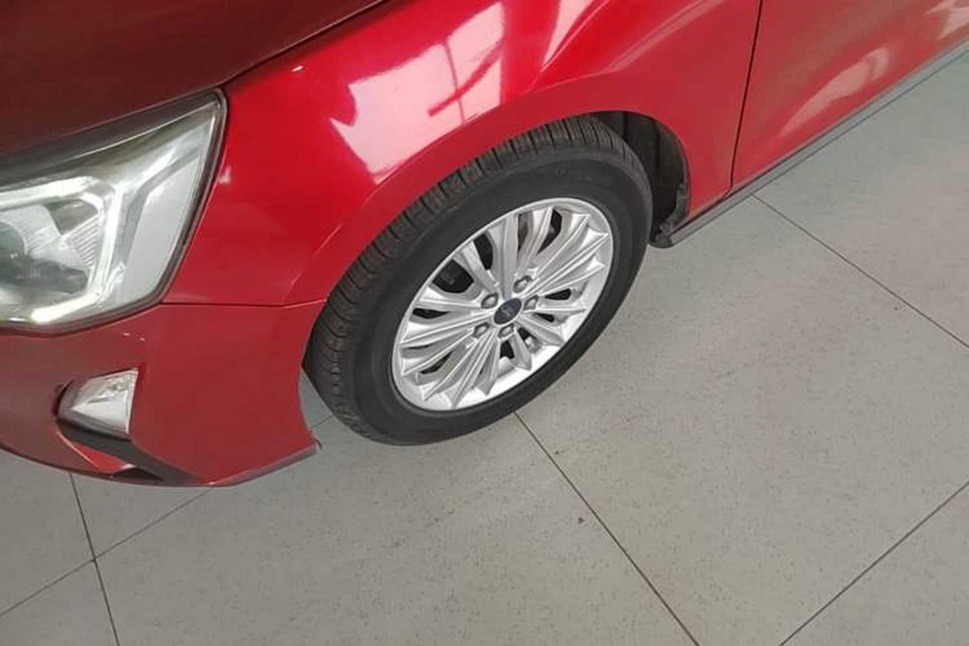 Used Ford Focus 2019 Hatchback EcoBoost 180 Automatic Trendy Model Left Front Wheel Hub