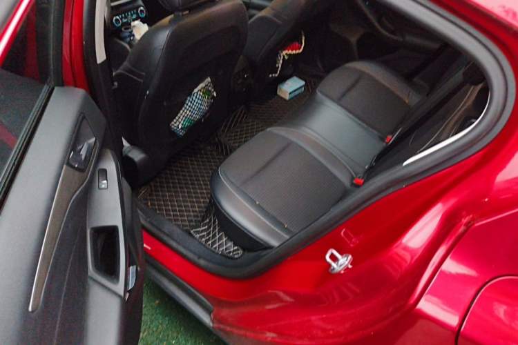 Used Ford Focus 2019 Hatchback EcoBoost 180 Automatic Trendy Model Left Rear Seat