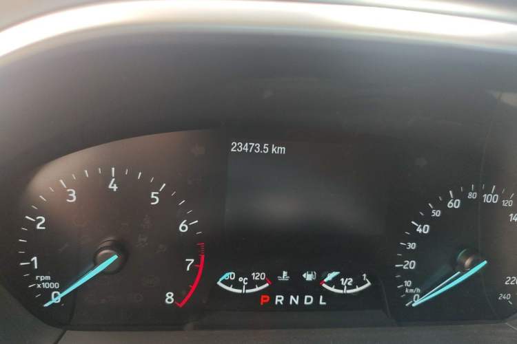 Used Ford Focus 2019 Hatchback 1.5L Automatic Trendy Version China VI Standard Odometer Close Up