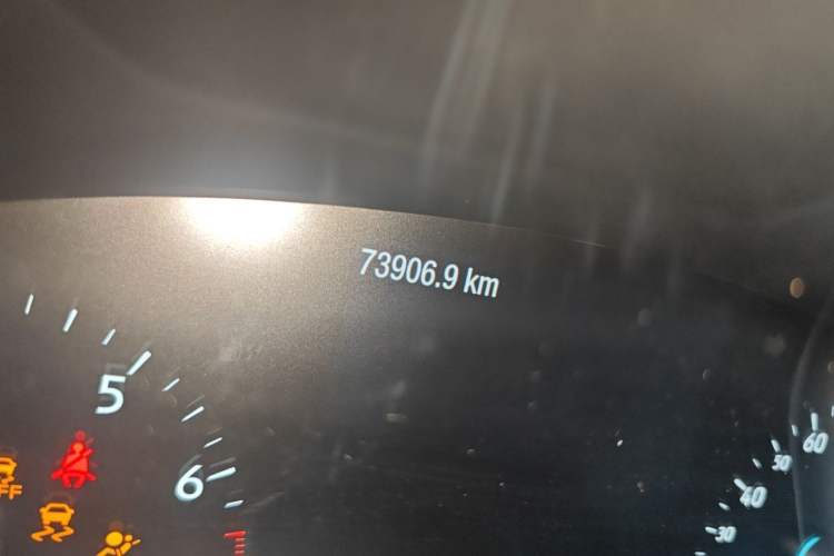 Used Ford Focus 2019 Sedan EcoBoost 180 Automatic Titanium Edition Odometer Close Up