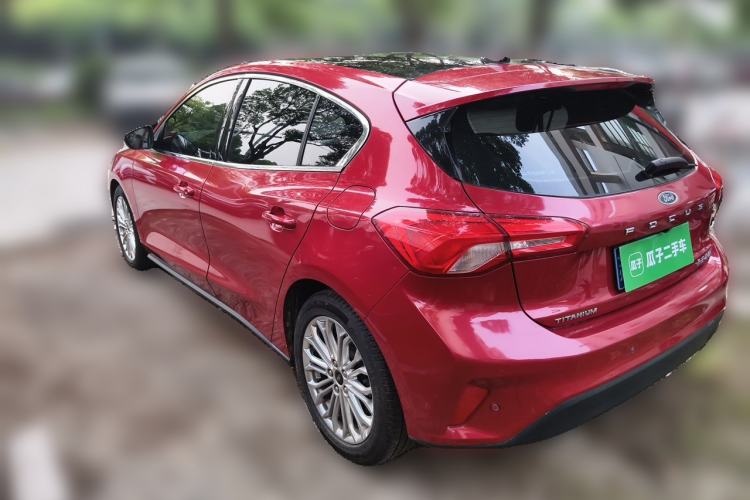Used Ford Focus 2019 Hatchback EcoBoost 180 Automatic Titanium Edition Rear Left 45 Deg