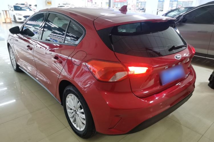 Used Ford Focus 2019 Hatchback EcoBoost 180 Automatic Trendy Model Rear Left 45 Deg