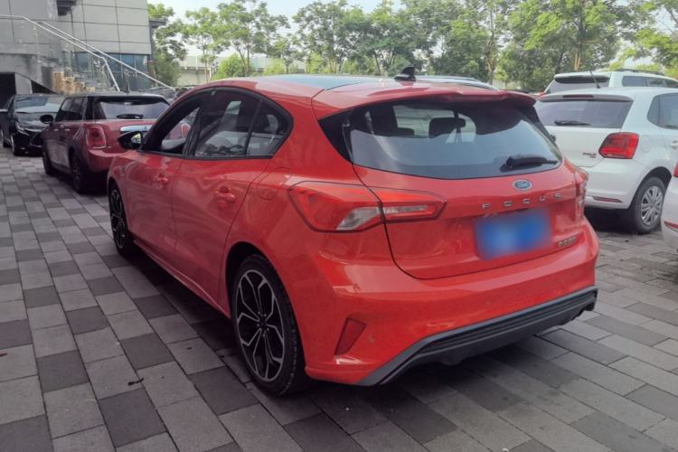 Used Ford Focus 2019 Hatchback EcoBoost 180 Automatic ST Line Rear Left 45 Deg