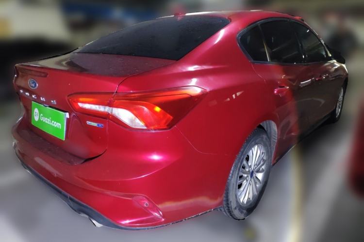 Used Ford Focus 2019 Sedan EcoBoost 180 Automatic Trend Edition Rear Right 45 Deg