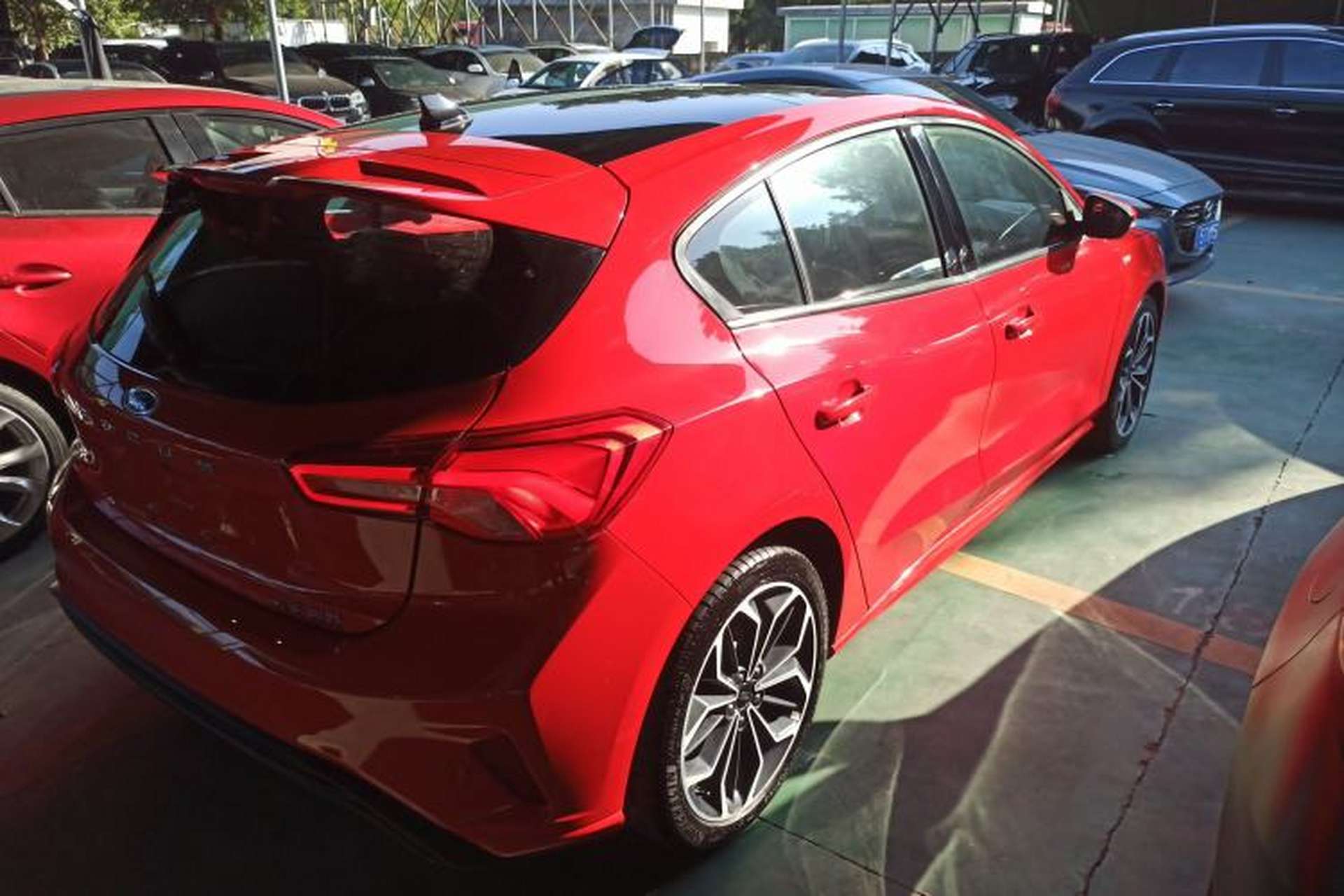 Used Ford Focus 2019 Hatchback EcoBoost 180 Automatic ST Line Rear Right 45 Deg