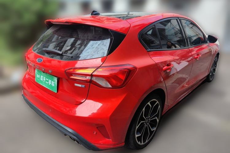 Used Ford Focus 2019 Hatchback EcoBoost 180 Automatic ST Line Rear Right 45 Deg