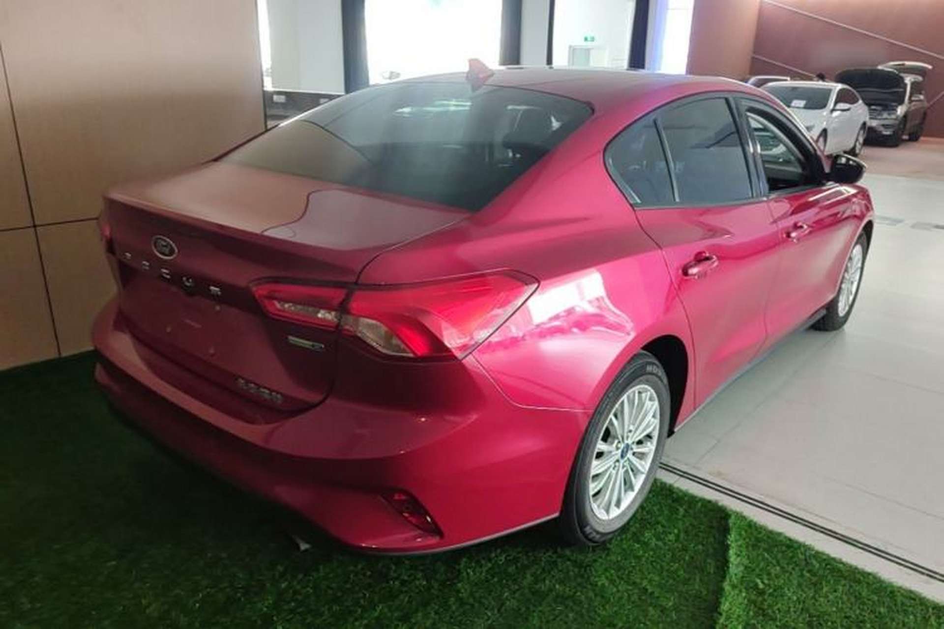 Used Ford Focus 2019 Sedan EcoBoost 125 Automatic Trendy Model China VI Standard Rear Right 45 Deg