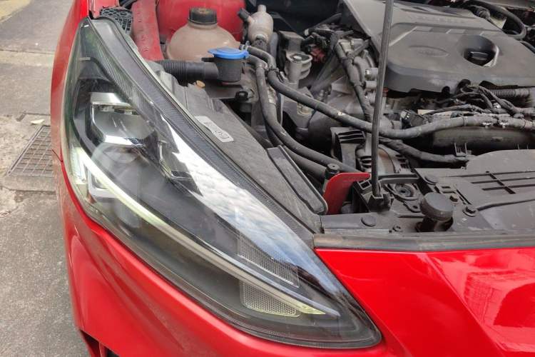 Used Ford Focus 2019 Hatchback EcoBoost 180 Automatic ST Line Right Front Headlight