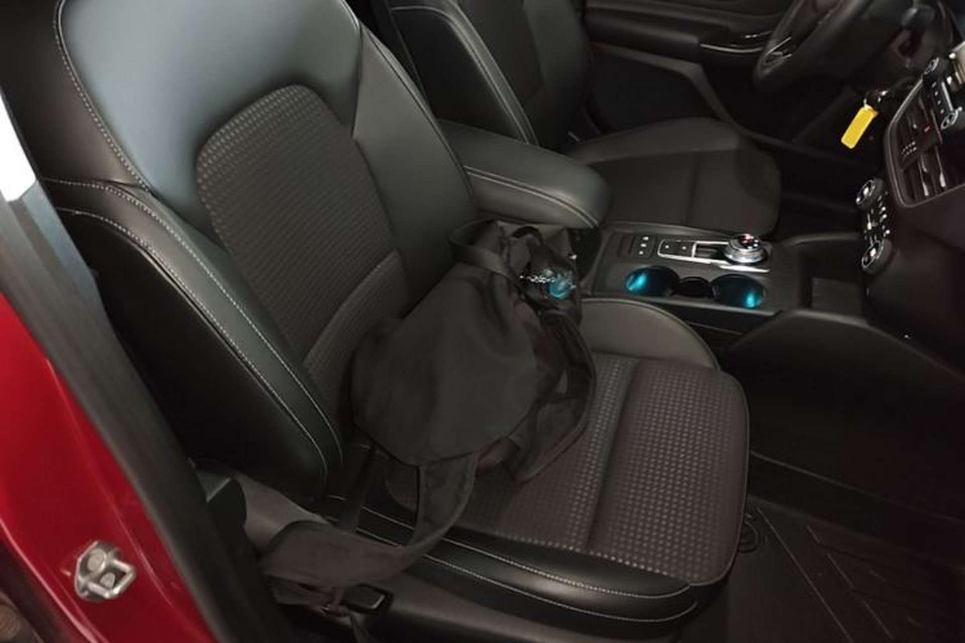 Used Ford Focus 2019 Sedan EcoBoost 125 Automatic Trendy Model China VI Standard Right Front Seat