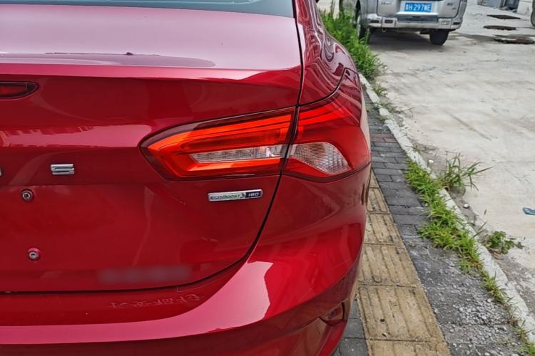 Used Ford Focus 2019 Sedan EcoBoost 180 Automatic Trend Edition Right Rear Taillight