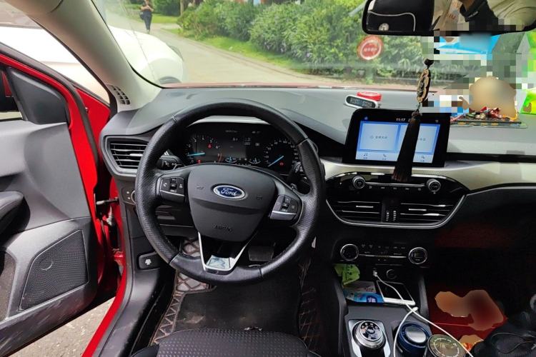 Used Ford Focus 2019 Sedan EcoBoost 180 Automatic Trend Edition Steering Wheel